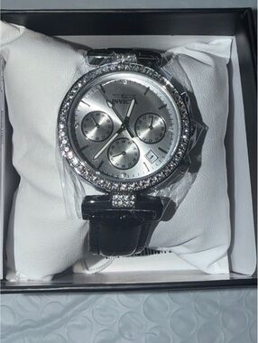 $249 INVICTA CELESTIAL LADY EITH GENUINELY BLACK LEATHER STRAP!!